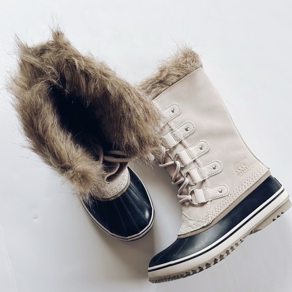 Sorel Joan of Arctic Waterproof Boots Fawn/Omega Taupe 1 - Picture 8 of 16